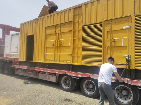 南县除了负载情况和发动机维护,还有哪些因素会影响 200kw 柴油发电机的油耗?